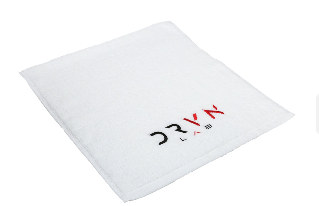 SIGNATURE WORKOUT TOWEL